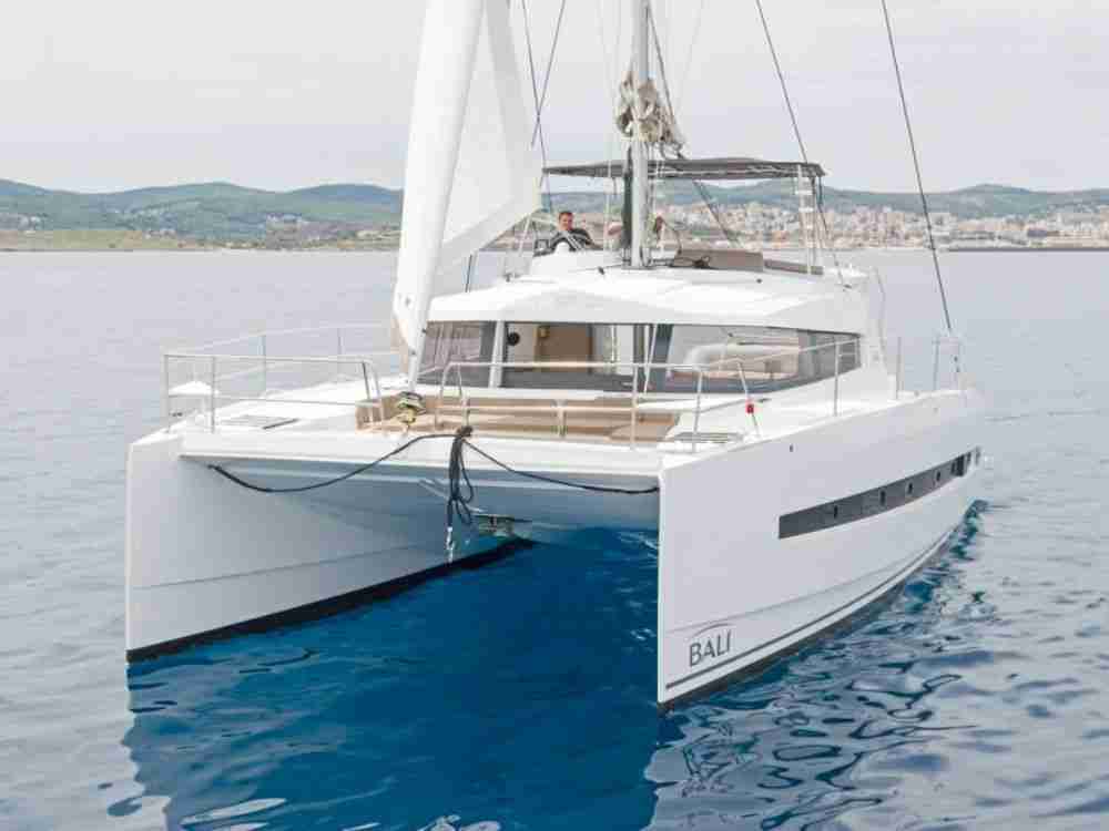 Espacioso catamarán