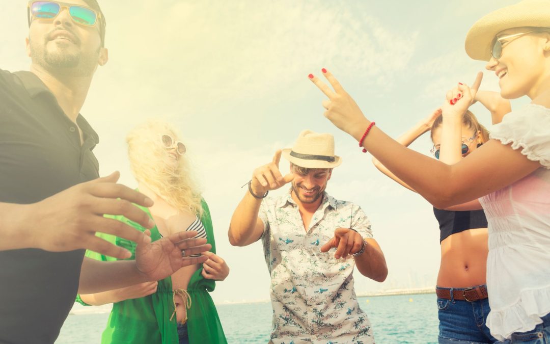 Celebra a lo grande con el mejor alquiler de barco para eventos en Barcelona